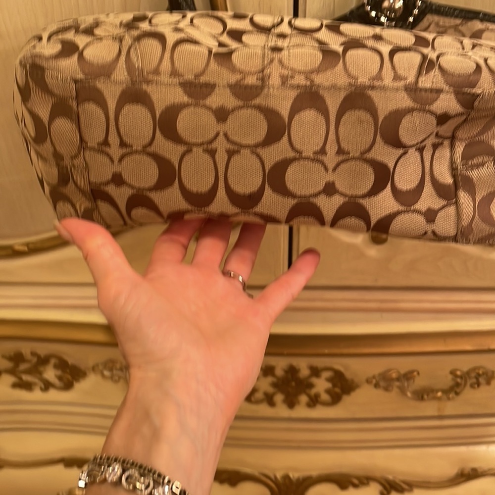 Coach tote - Picture 3 of 10